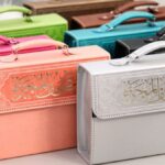 خرید کتاب قرآن 30 جز مجزا همراه با کیف چرم خط عثمان طه بدون ترجمه