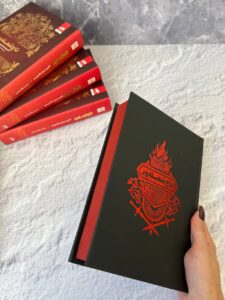 خرید کتاب تاج شعله ور جلد سوم تاج دوقلوها نشر مجازی - تصویر 5